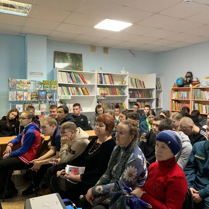 Я служу России