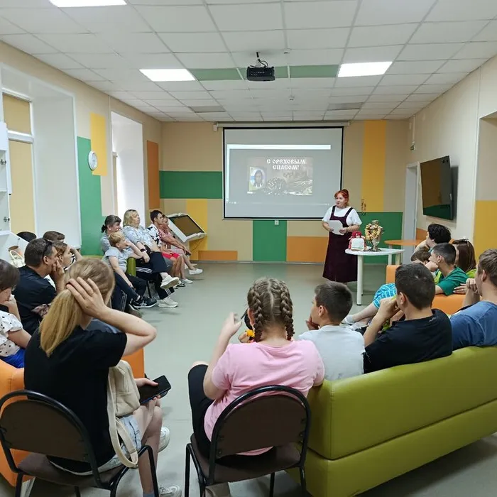 Фольклорные посиделки «Щедрый август: три Спаса на Руси»