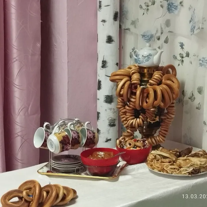 БЛИННЫЕ ПОСИДЕЛКИ