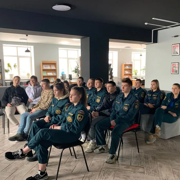 «Во славу героев»