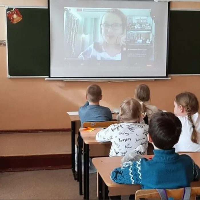 РИСУЕМ ВМЕСТЕ С КАТЕЙ МАТЮШКИНОЙ!
