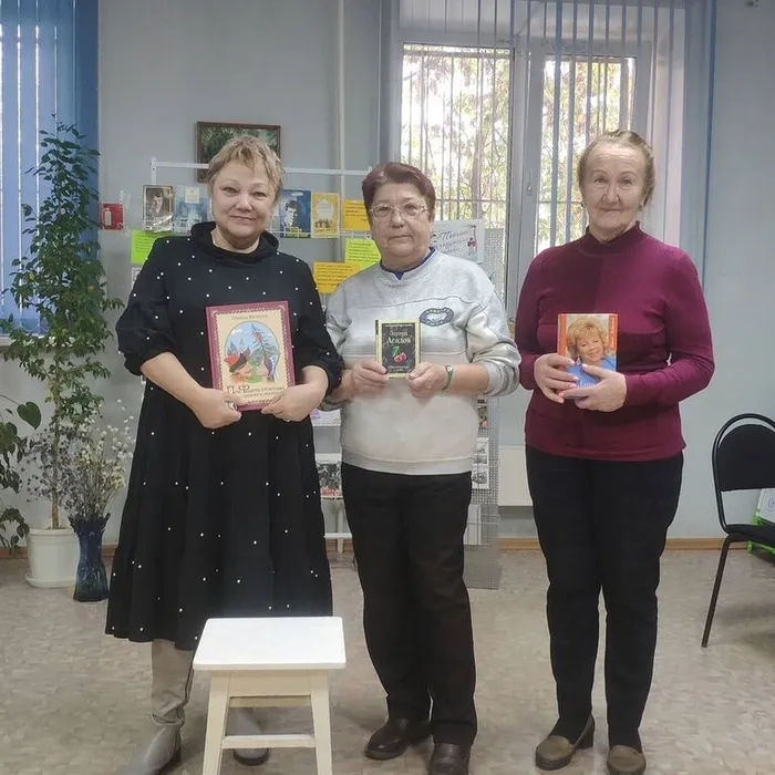 ВЕРХОМ НА ПОЭТИЧЕСКОЙ "ТАБУРЕТКЕ"!&nbsp;&nbsp;